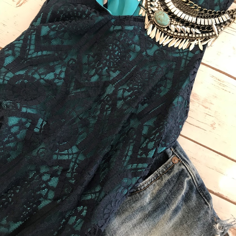 Britxton Ivy Lace Criss Cross Back Tank